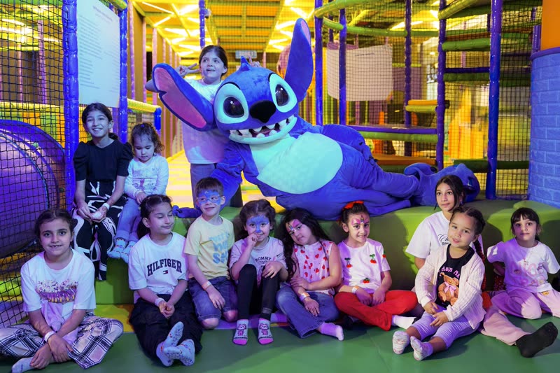 Children celebrating together at a YOOYOO special event